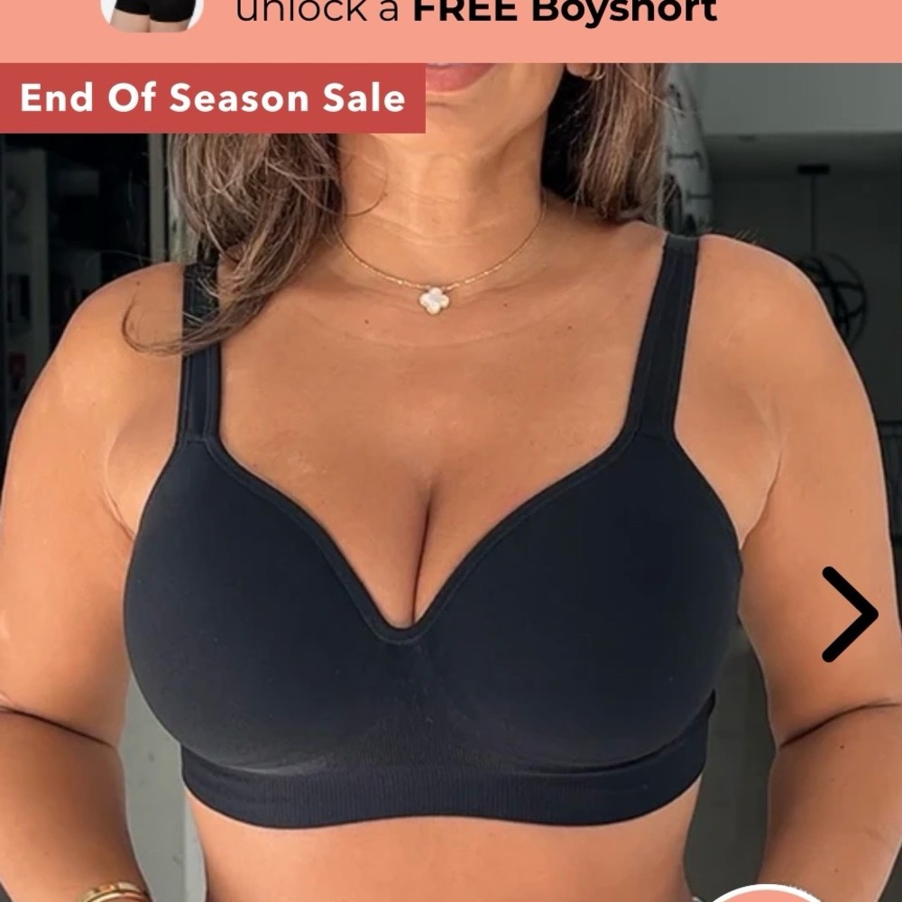 Elegant Black Seamless Bra